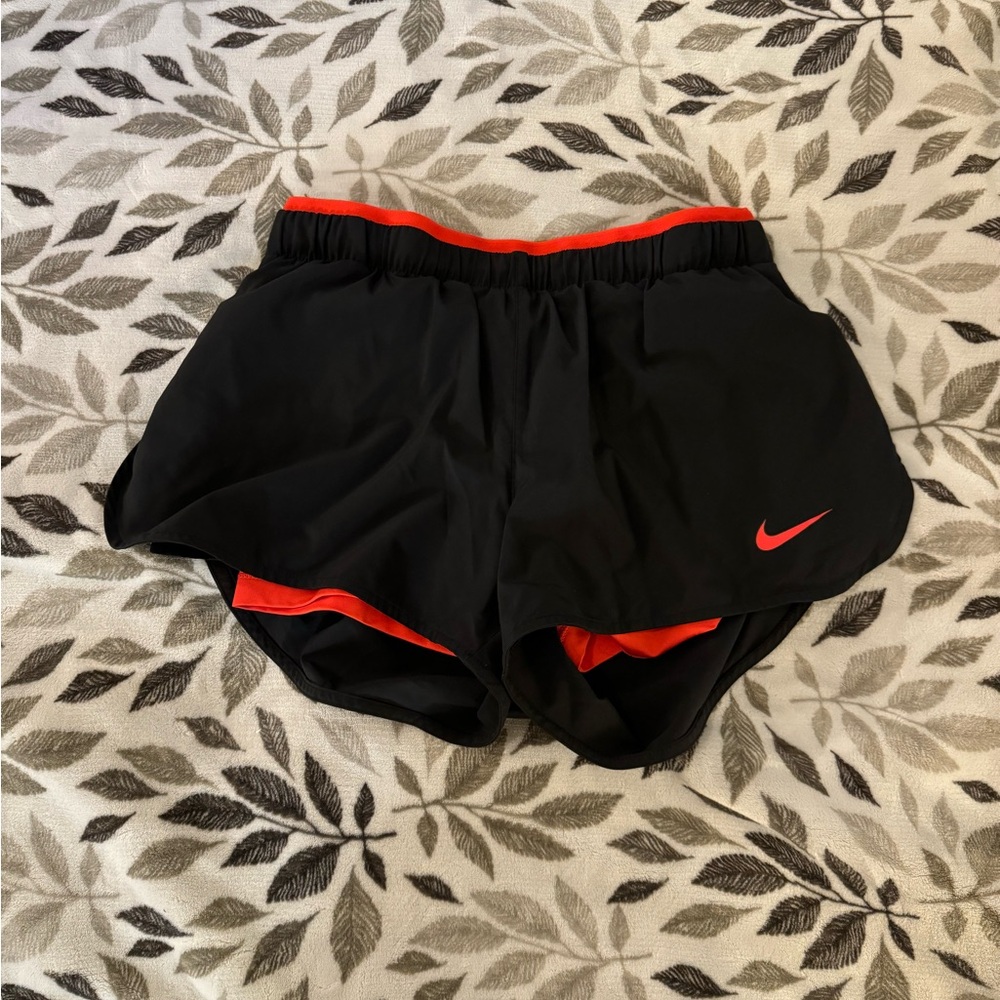 Nike running short